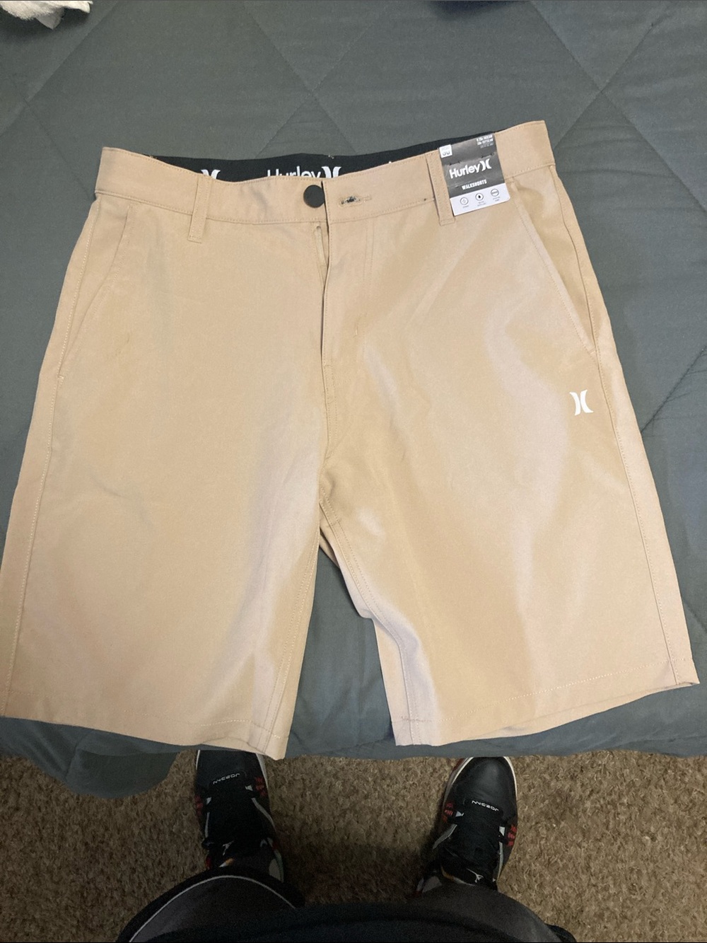 Hurley Men's Tan Performance Flat Front Shorts